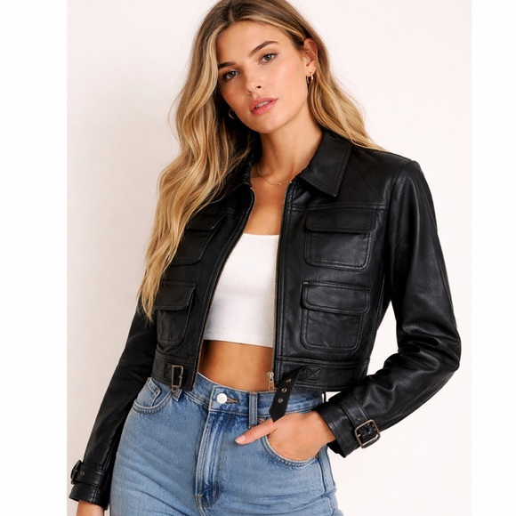 American Rag Black Genuine Leather Jacket Women’s Size Medium Moto Cropped Belt - Picture 10 of 10